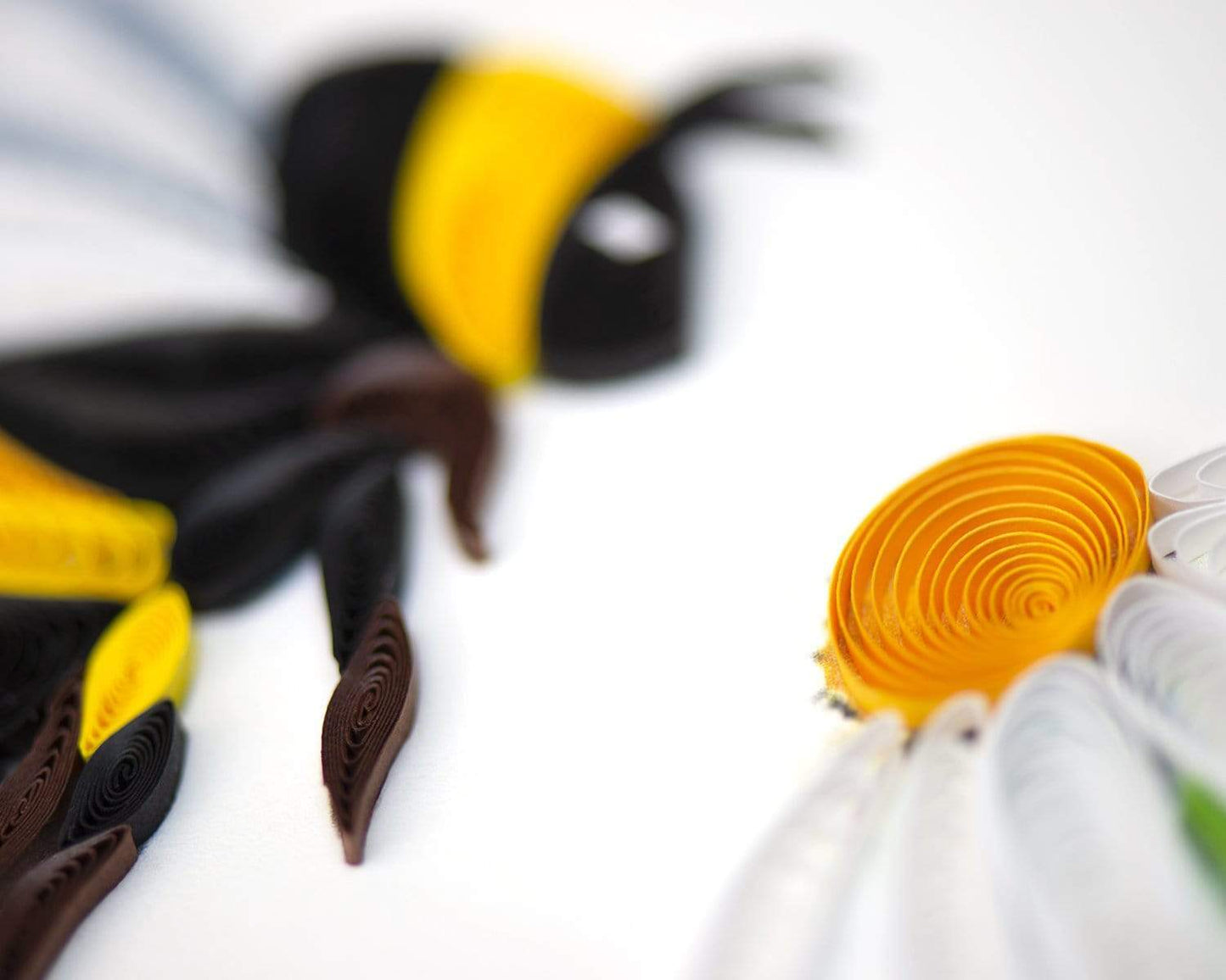 Bumble Bee Quilling Card