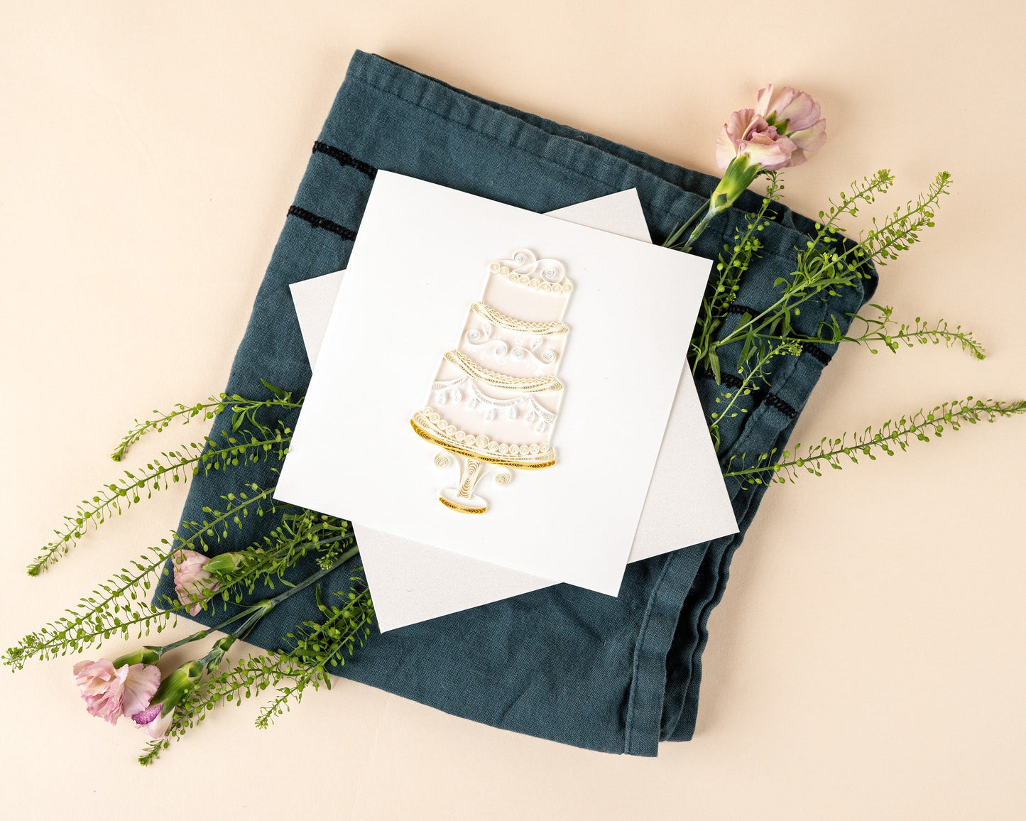Quilled Elegant Wedding Cake Greeting Card 7066287571023