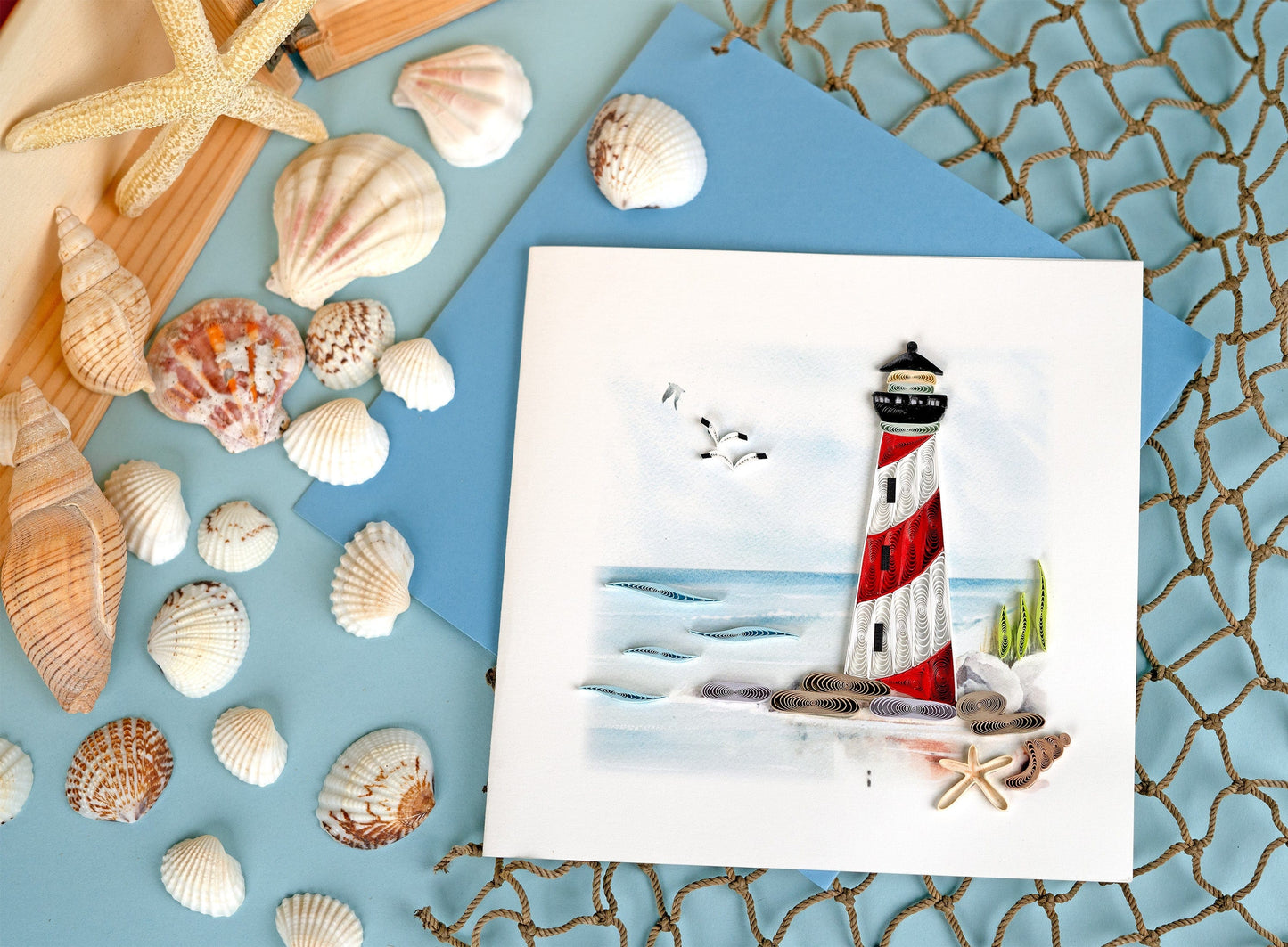 Red & White Lighthouse Quilling Card
