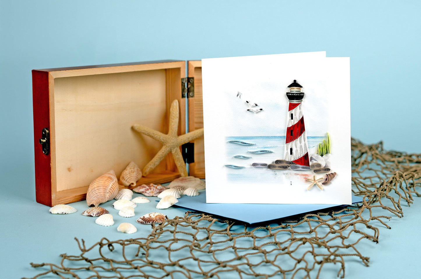 Red & White Lighthouse Quilling Card