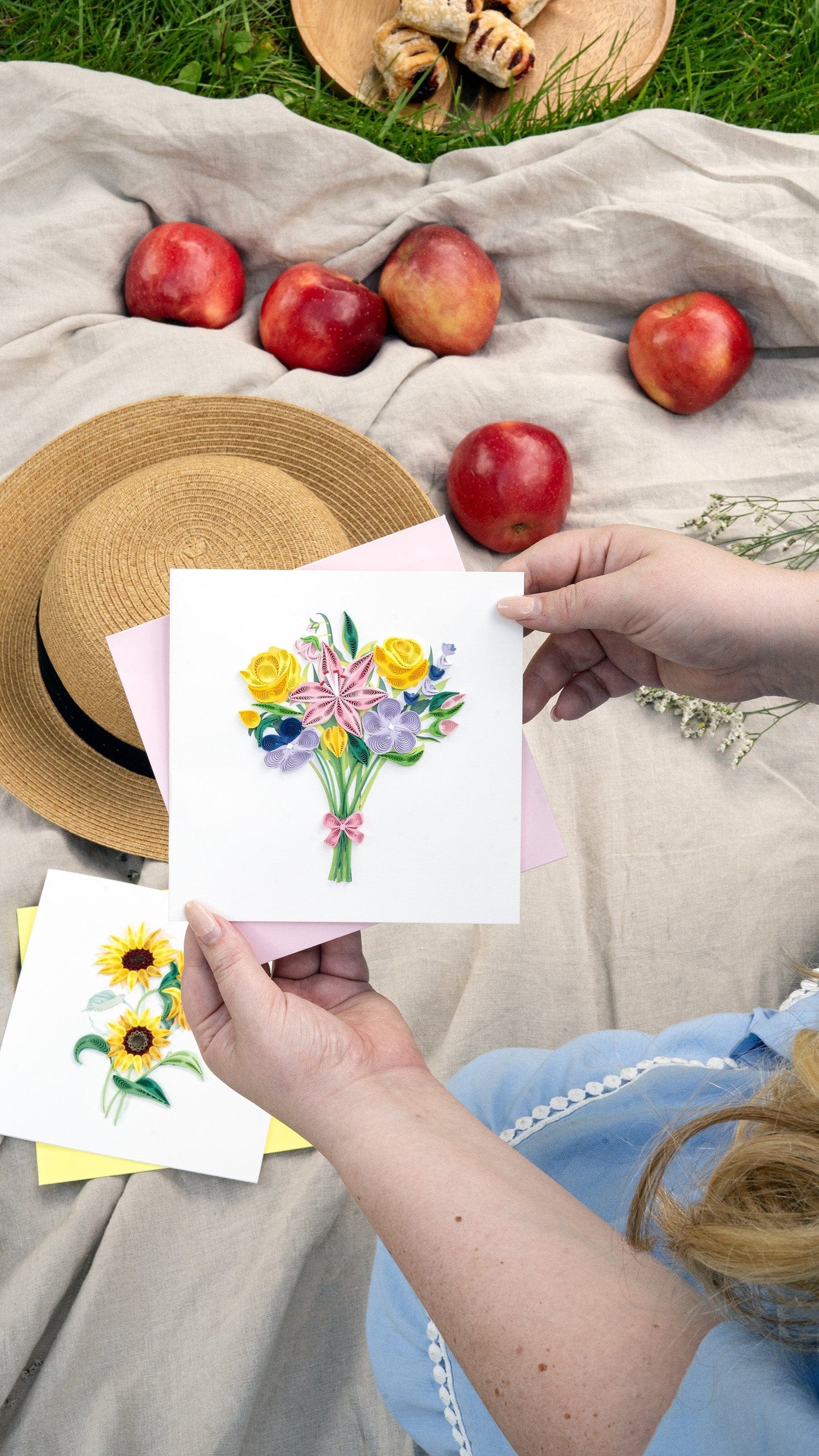 Spring Bouquet Quilling Card