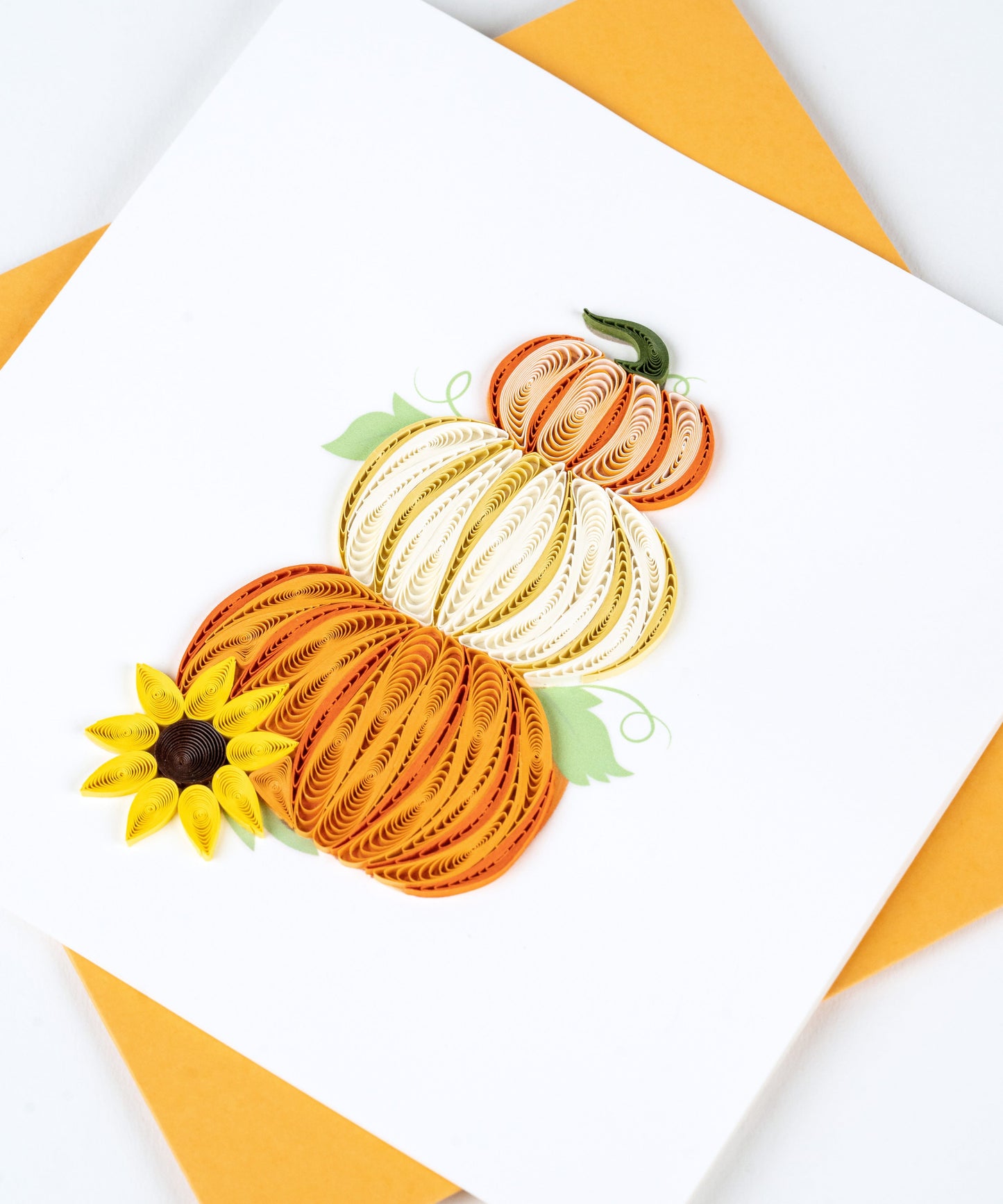 Stacked Pumpkins Quilling Card