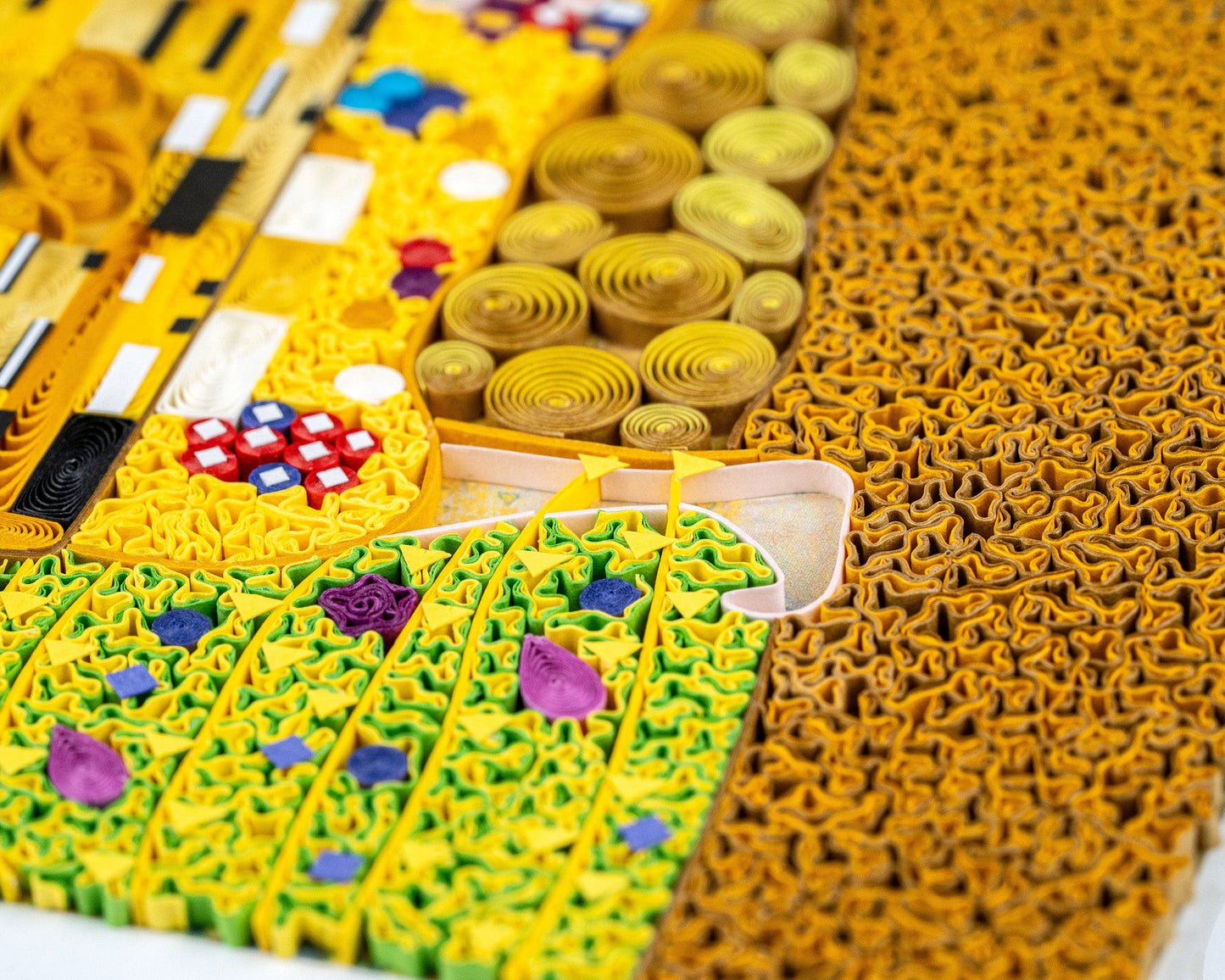 Quilled Artist Series - The Kiss, Klimt Greeting Card