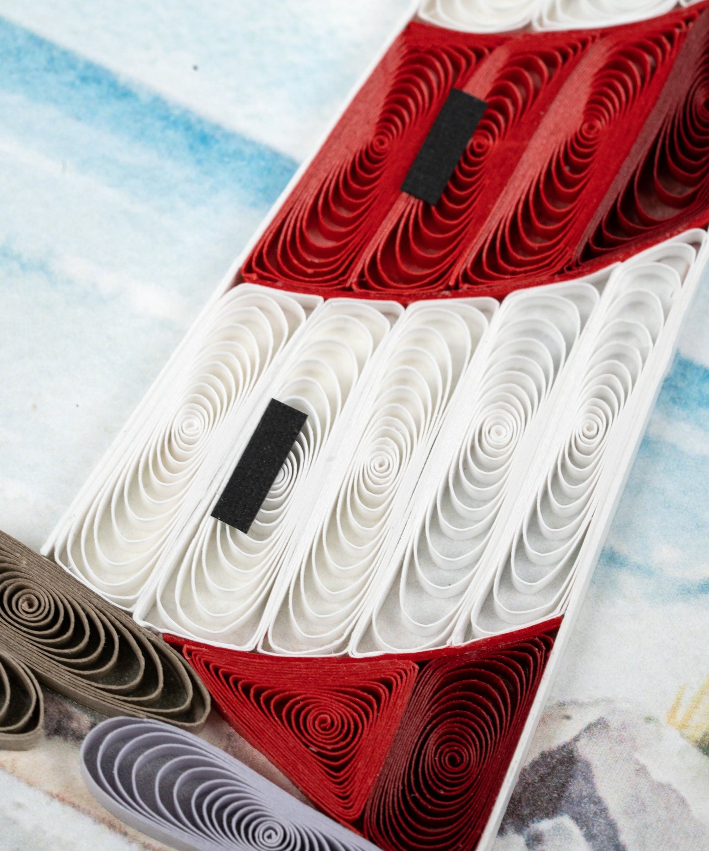 Red & White Lighthouse Quilling Card